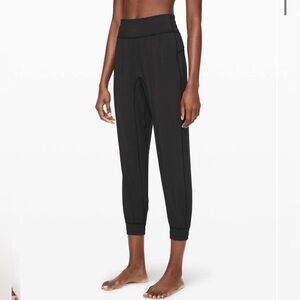 Lululemon Black Sun Setter Joggers Pants *28"